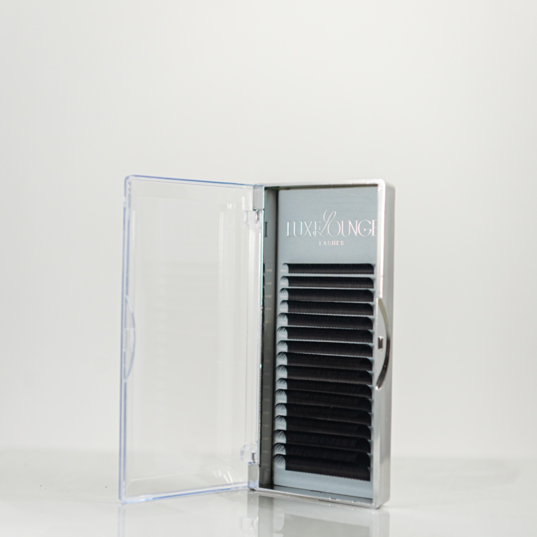 0.03 Luxe Silk volume lashes