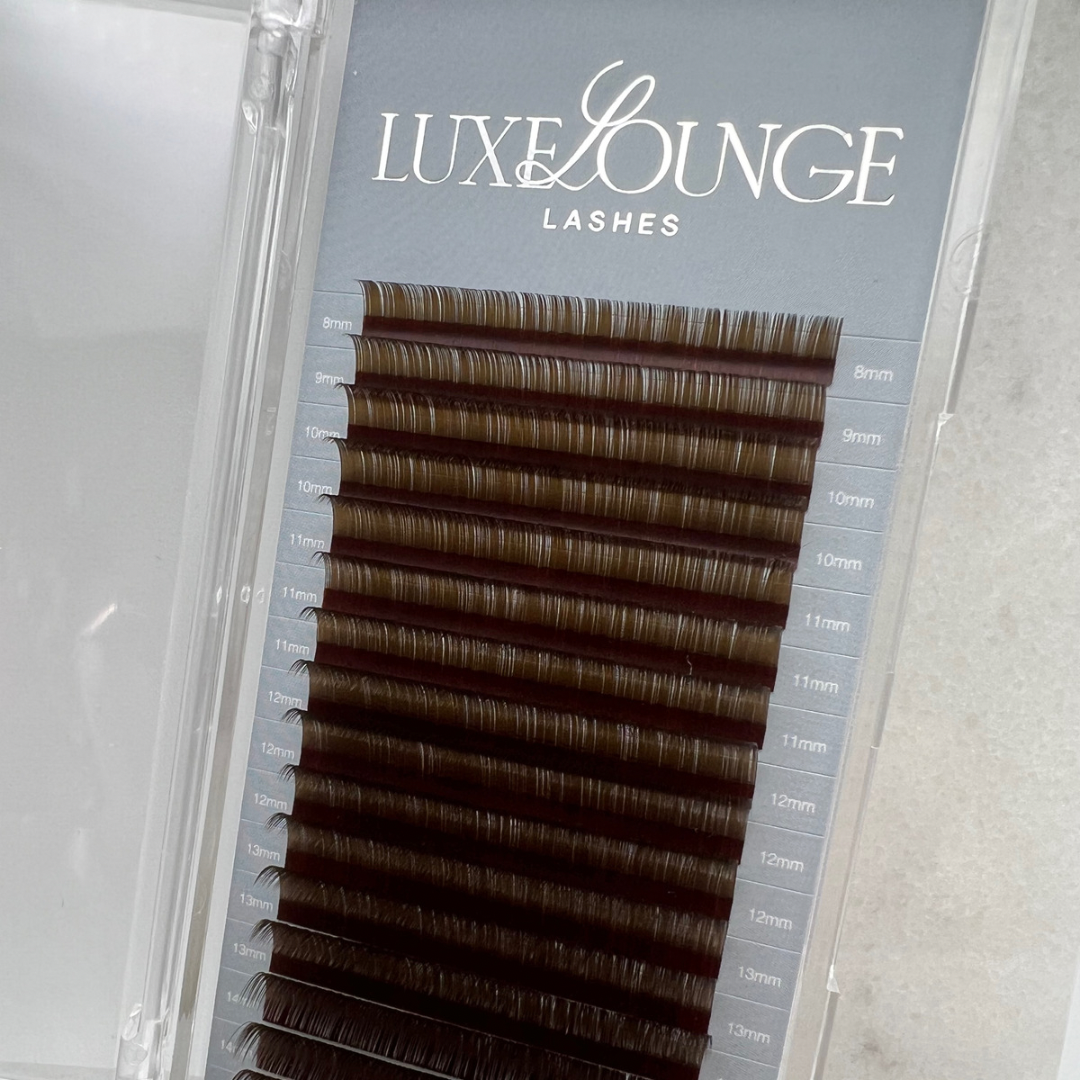Mocha Brown 0.05 Volume lashes